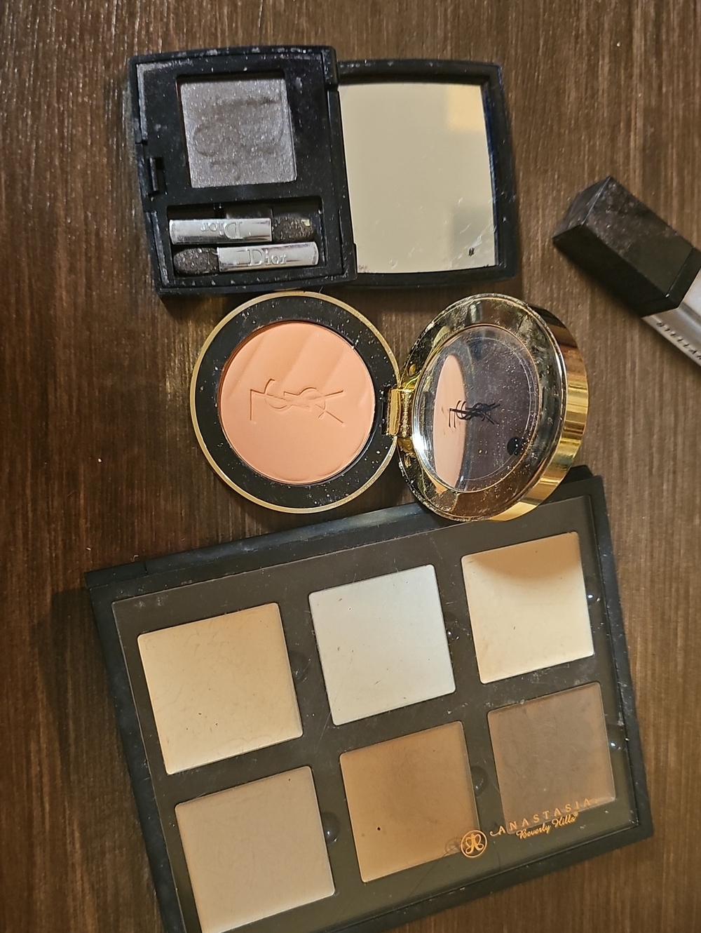 Anastasia Beverly Hills Contour Palette with Peach Blush